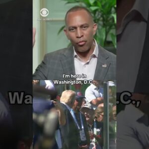 Hakeem Jeffries calls out Trump for attending Ryder Cup as government shutdown looms #shorts