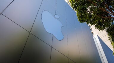 Apple Plans AI 'Answer Engine' to Rival OpenAI