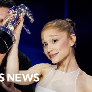 Ariana Grande wins Video of the Year and more 2025 MTV VMAs highlights