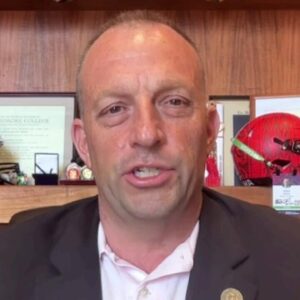 Hawaii Gov. Josh Green on Western states uniting to set their own vaccine policies