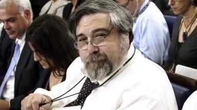 Remembering veteran CBS News correspondent Mark Knoller