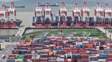 Chinese economy slows in growth as U.S. trade talks expected to resume