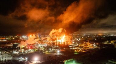 Crews put out fire at Southern California Chevron refinery