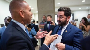 Jeffries and Lawler get in heated confrontation over government shutdown