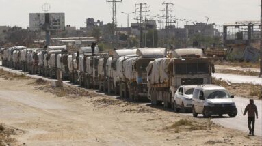 Israel limits Gaza aid amid dispute over return of hostage remains