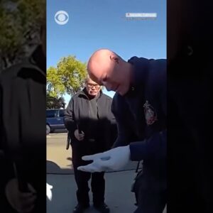 Firefighter finds diamond that fell out of motorcyclist’s ring after traffic incident #shorts