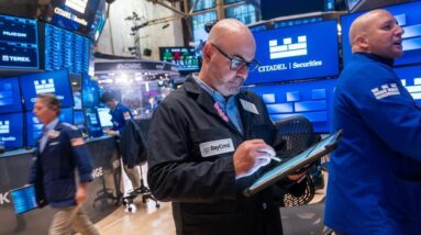 More working-class Americans investing in the stock market, survey finds