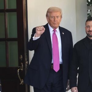 Trump pushes for peace between Ukraine, Russia after Zelenskyy