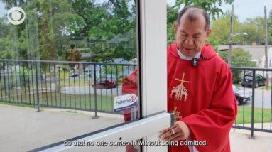 Fearing ICE, many undocumented immigrants are worshipping in hiding instead of at church
