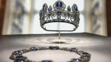 Louvre thieves entered museum in broad daylight, stole jewels and escaped on moped