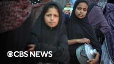 World awaits Gaza peace deal and opening for aid reaching Palestinians