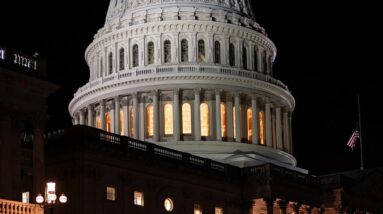 House passes bill to fund government and end shutdown