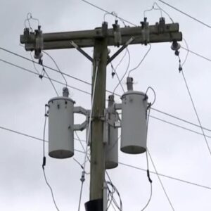 Electric bill prices and artificial intelligence loom over Georgia race