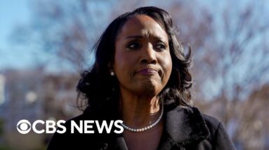 Supreme Court seems inclined to keep Lisa Cook on Fed board: Details from the courtroom