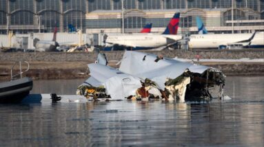 "Systemic failures" led to 2025 deadly midair crash near Washington, D.C., NTSB chair says