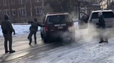 Video shows moments before ICE officer fatally shoots Renee Good in Minneapolis