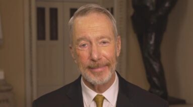 Democratic Rep. Stephen Lynch explains why he voted to hold Bill Clinton in contempt over Epstein