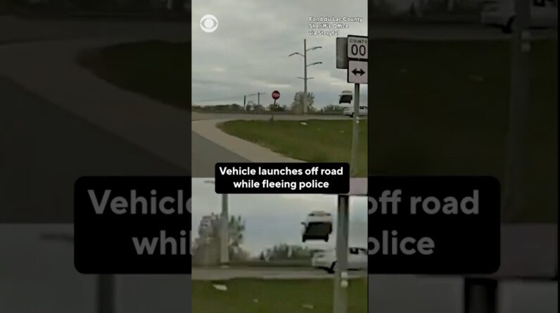 Driver wanted for felony warrant jumps over another vehicle and crashes #shorts